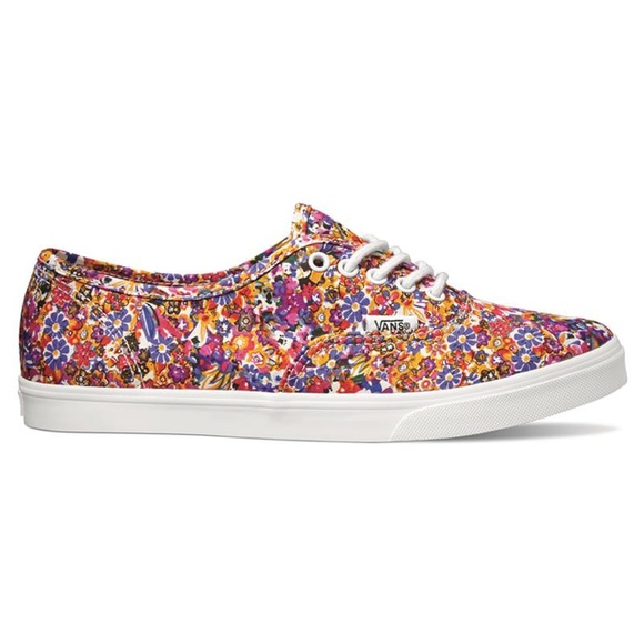 vans authentic lo pro ditsy floral